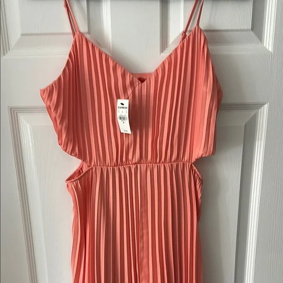 NWOT Express Coral and Pink Pleated Gown for Weddings - Picture 7 of 7